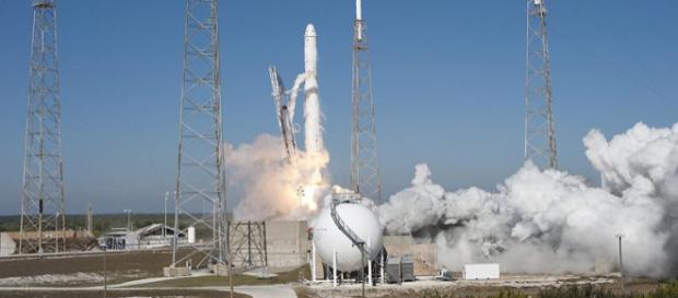 SpaceX’s Falcon 9 rocket and Dragon spacecraft (Image credit - Tony Gray and Kevin O'Connell, Wikimedia Commons) SpaceX’s Falcon 9 rocket and Dragon spacecraft (Image credit - Tony Gray and Kevin O'Connell, Wikimedia Commons)