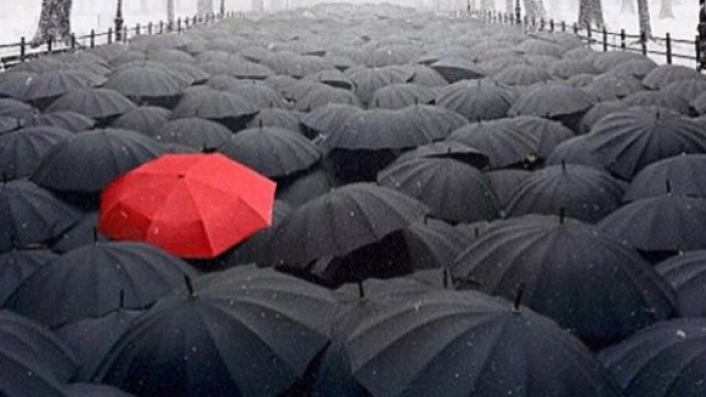 abbi il coraggio di essere diverso - Pinterest