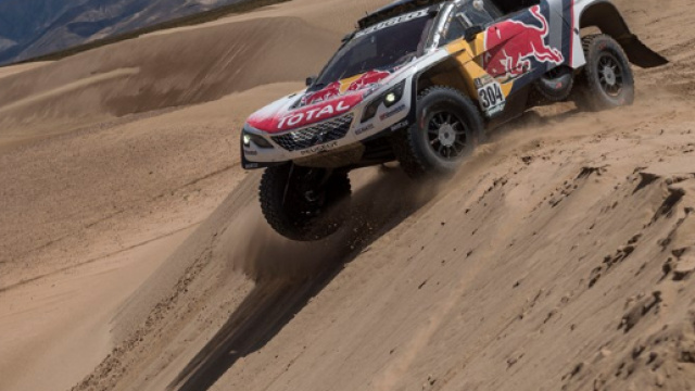 Dakar 2018: Stephane Peterhansel su Peugeot prende il comando generale