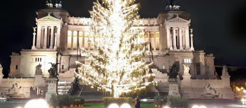 L'albero natalizio chiamato Spelacchio rimarrà acceso sino all'11 gennaio - lifegate.it