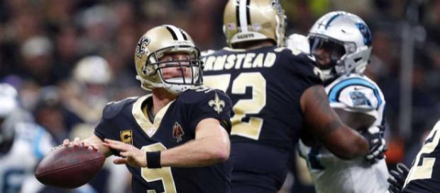 Drew Brees completó 23 de 36 para 376 con 1 TD y 1 INT. USAToday.com. Drew Brees completó 23 de 36 para 376 con 1 TD y 1 INT. USAToday.com.