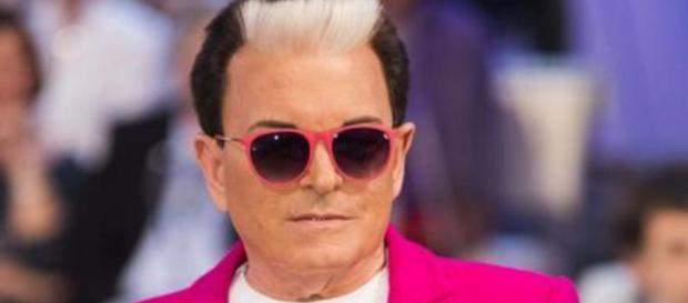Malgioglio, ecco come sono diventato gay Malgioglio, ecco come sono diventato gay