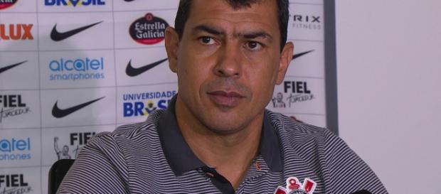 O treinador foi estreante na temporada de 2017 O treinador foi estreante na temporada de 2017