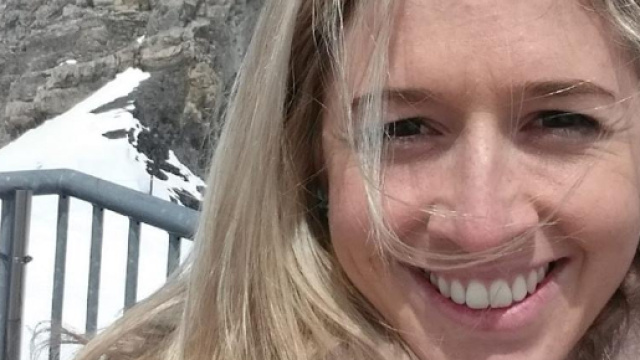 Morta a 27 anni di tumore osseo ha commosso il mondo con un post d'addio pieno di consigli di vita illuminanti. Foto: Facebook.