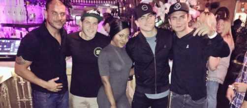 Faith Stowers poses with Jax Taylor and others. - [Photo via Faith Stowers / Twitter]