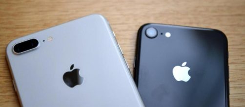 La Francia apre un'inchiesta penale su Apple per gli iPhone che ... - lastampa.it