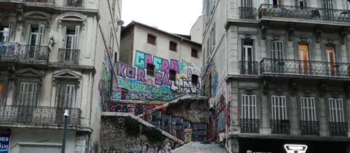 Marseille, la ville hyper contrasté, où les cultures cohabitent et s'entrechoquent