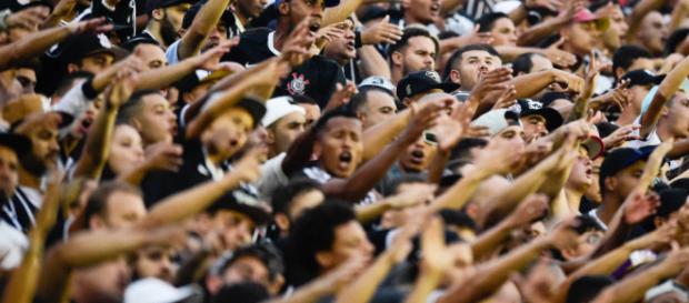 A torcida não conseguiu contagiar os meninos da Copinha A torcida não conseguiu contagiar os meninos da Copinha