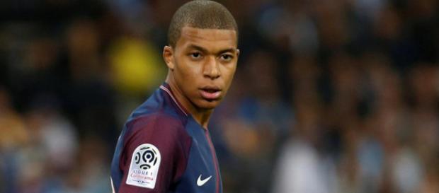 PSG: la declaración de amor de Xavi a Kylian Mbappé PSG: la declaración de amor de Xavi a Kylian Mbappé