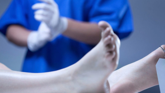 Detenuto spagnolo si risveglia sul tavolo delle autopsie