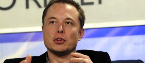 Empieza a ser Elon Musk un problema para Tesla?