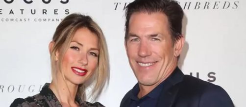 Former Bravo star Ashley Jacobs still supports Thomas Ravenel. [Image Source: Gossip And More - YouTube]