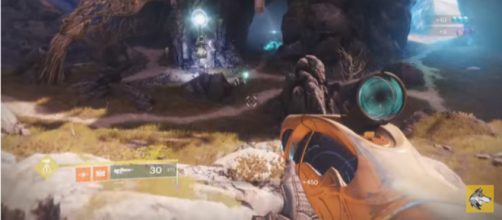 The recent weekly reset has brought in new bounties in Destiny 2. [Image source: xHOUNDISHx/YouTube]