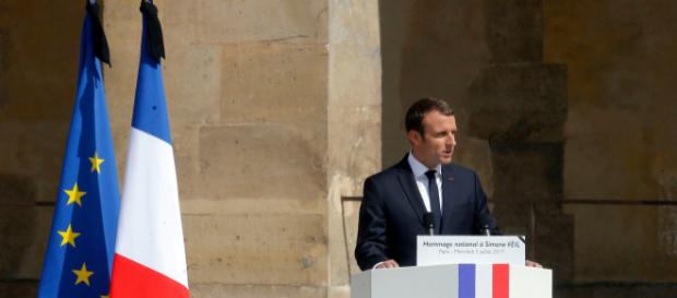 Le remaniement attendra vendredi soir selon l'Elysée, le Président étant actuellement en Arménie Le remaniement attendra vendredi soir selon l'Elysée, le Président étant actuellement en Arménie