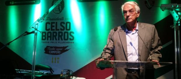 Ex-presidente da Unimed, Celso Barros quer gerir o Fluminense (Foto: Portal Esportes 24 Horas) Ex-presidente da Unimed, Celso Barros quer gerir o Fluminense (Foto: Portal Esportes 24 Horas)