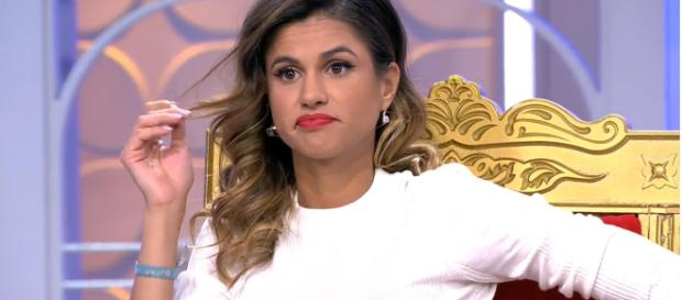 Marina acusa a Alai de engañarla con otra chica Marina acusa a Alai de engañarla con otra chica