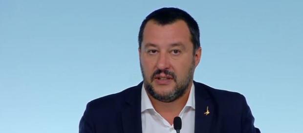 Matteo Salvini attacca il presidente dell'Inps Tito Boeri Matteo Salvini attacca il presidente dell'Inps Tito Boeri