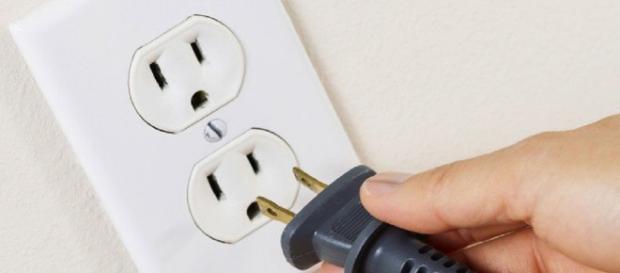 Os aparelhos capazes de consumir energia, ainda que não sejam usados. (Foto: Reprodução Internet) Os aparelhos capazes de consumir energia, ainda que não sejam usados. (Foto: Reprodução Internet)