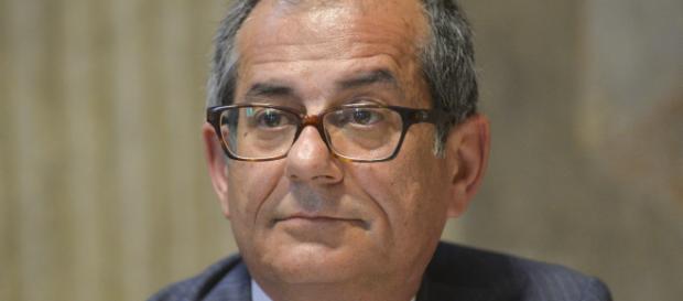 Pensioni, Tria: 'Quota 100 temporanea e sperimentale' Pensioni, Tria: 'Quota 100 temporanea e sperimentale'