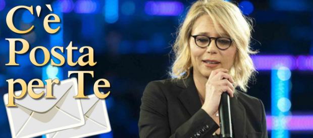 Somma Vesuviana, arriva il postino di 'C'è posta per te' Somma Vesuviana, arriva il postino di 'C'è posta per te'
