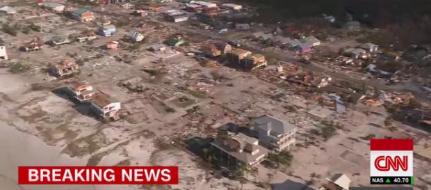 Fotogramma tratto dalla ripresa aerea della CNN. Fotogramma tratto dalla ripresa aerea della CNN.