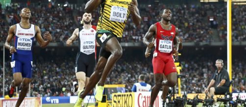 El 'relámpago' Usain Bolt también revienta los 200 metros | Público - publico.es