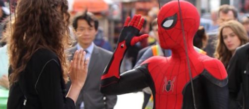 Leaked BTS photos reveal Peter's new suit for 'Far From Home' movie. - [Emergency Awesome / YouTube screencap]