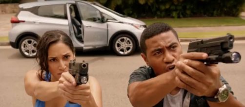 Tani and Junior get immersed in a poolside standoff and take a joyous swim on Hawaii Five-O. [Image source:SpoilerTV-YouTube]