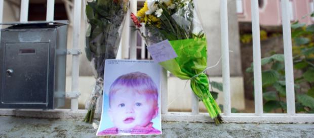 Les parents du petit Bastien, tué dans un lave-linge, devant la ... - lefigaro.fr Les parents du petit Bastien, tué dans un lave-linge, devant la ... - lefigaro.fr