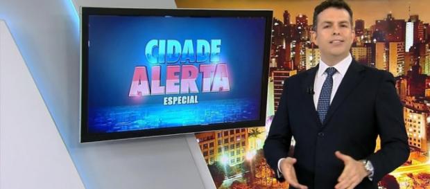 Furlan, apresentador da Record, pode pagar caro por ter engravidado jovem. (foto reprodução) Furlan, apresentador da Record, pode pagar caro por ter engravidado jovem. (foto reprodução)