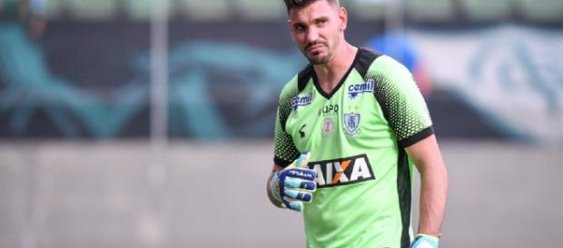 João Ricardo, goleiro do América-MG, está na mira do Fluminense (Foto: Uol Esporte) João Ricardo, goleiro do América-MG, está na mira do Fluminense (Foto: Uol Esporte)
