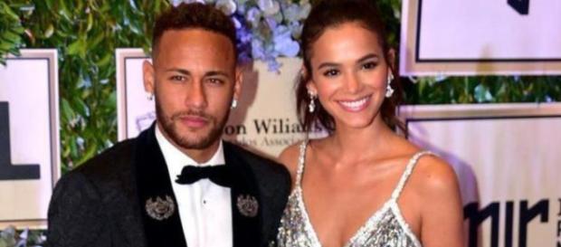 Neymar e Bruna Marquezine podem ter encerrado o relacionamento. (foto reprodução). Neymar e Bruna Marquezine podem ter encerrado o relacionamento. (foto reprodução).