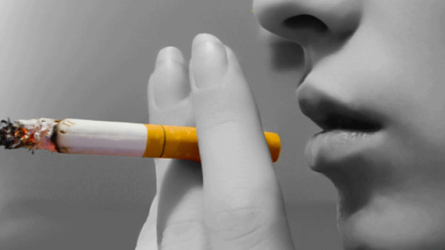 Fumo, uno studio prevede un test su sangue e saliva per poter smettere