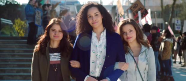 Charmed reboot: How the CW series updates the original | EW.com - ew.com Charmed reboot: How the CW series updates the original | EW.com - ew.com