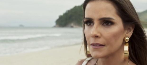 Karola: de socialite a moradora de rua, nos próximos capítulos de "Segundo Sol" Karola: de socialite a moradora de rua, nos próximos capítulos de "Segundo Sol"