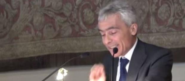 Tito Boeri presidente dell'Inps lancia l'allarme su Quota 100 (Ph. Youtube) Tito Boeri presidente dell'Inps lancia l'allarme su Quota 100 (Ph. Youtube)
