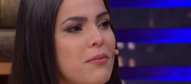 Emilly Araújo, no Superpop de Luciana Gimenez Emilly Araújo, no Superpop de Luciana Gimenez