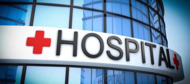A criança foi levada a um hospital após a mãe notar irritação no olho do filho. A criança foi levada a um hospital após a mãe notar irritação no olho do filho.