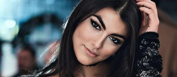 Gossip, Giulia Salemi nella bufera per un video 'hot' a Super Shore: la madre la difende. Gossip, Giulia Salemi nella bufera per un video 'hot' a Super Shore: la madre la difende.