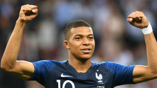 5 stars qui voient Mbappé Ballon d'Or