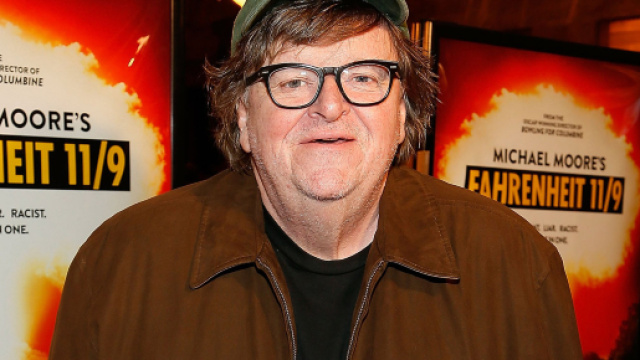 Michael Moore: 'Salvini è razzista e bigotto. La sinistra ha perso la sua identità'