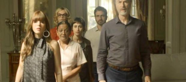 Na mansão dos Athayde, família é feita de refém Na mansão dos Athayde, família é feita de refém