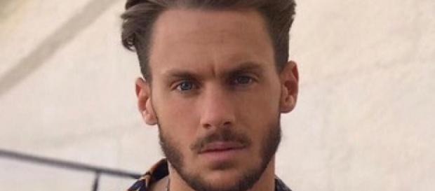 Jérémy se confie sur son aventure dans les Marseillais. Jérémy se confie sur son aventure dans les Marseillais.
