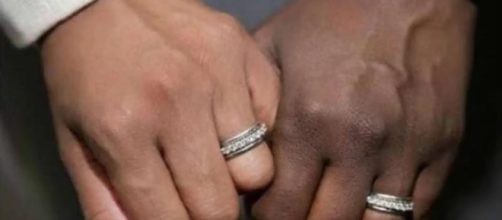 Finti matrimoni tra italiane e migranti (Fonte: Bladi24 – Youtube)