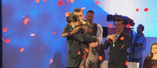 Uomini e donne, Beatrice Valli in lacrime.