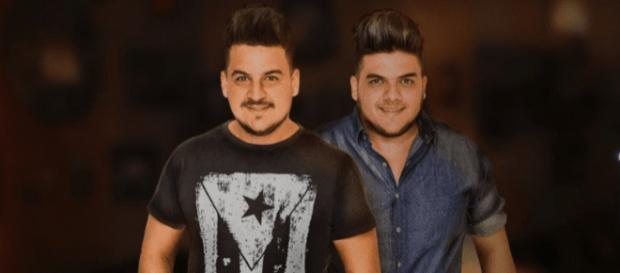 Fábio & Guilherme morrem em acidente de carro. (foto reprodução). Fábio & Guilherme morrem em acidente de carro. (foto reprodução).