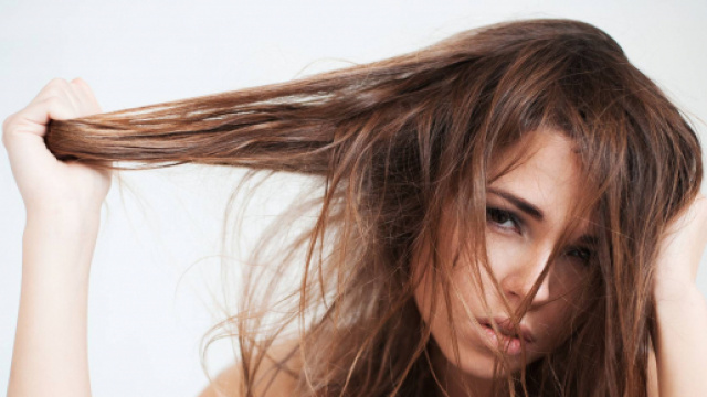 Come risolvere il problema dei capelli grassi