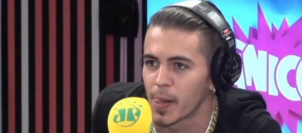 Biel abandona entrevista com o Pânico, após se sentir ofendido Biel abandona entrevista com o Pânico, após se sentir ofendido