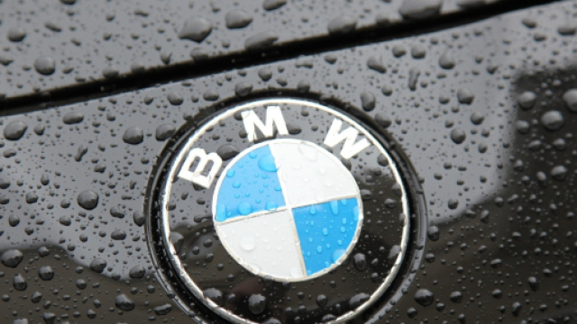 Bmw: richiamate 1,6 milioni di auto diesel, rischiano di incendiarsi