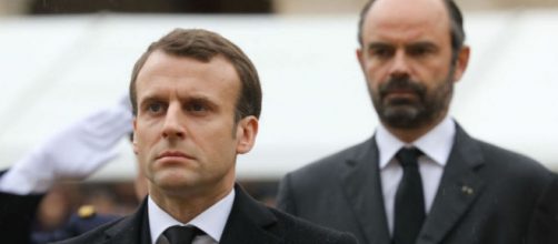 Sondage : Macron toujours moins populaire que Philippe